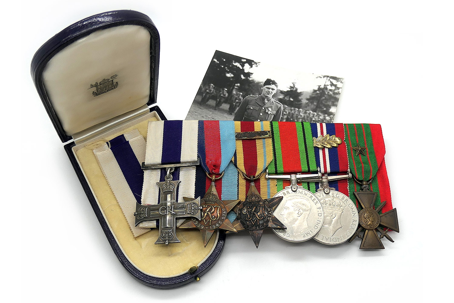 Medals & Militaria Auction