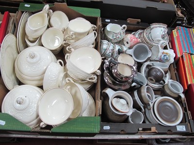 Lot 1125 - Wedgwood 'Patrician' Dinnerware, Bishop...