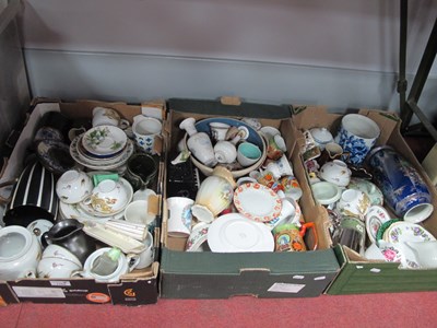 Lot 1155 - An assortment of mixed ceramics to include...