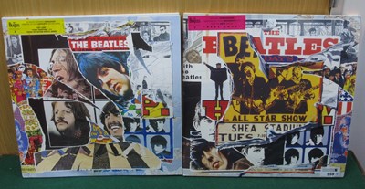 Lot 559 - The Beatles Anthology 2, (Parlophone PCSP728,...