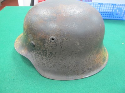 Lot 751 - WW2 German Army M42 steel helmet with liner...