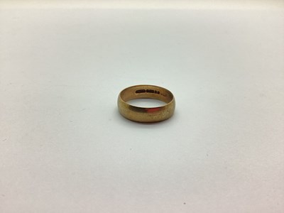 Lot 218 - A 9ct Gold Plain Wedding Band, (finger size Q)...