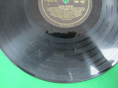 Lot 544 - The Beatles - Please Please Me *PMC 1202),...