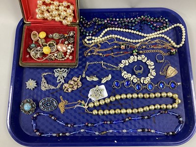 Lot 1 - Vintage and Later Costume Jewellery, including...