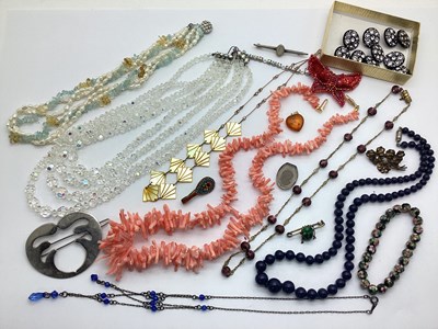 Lot 6 - Twig Coral Necklace, bead and other necklaces,...