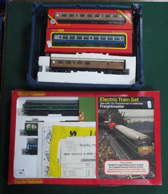 Lot 424 - Hornby 'OO' Gauge/4mm Ref No R169...