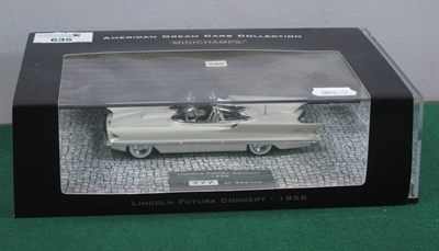 Lot 635 - A Minichamps 1:43rd Scale #437 082030...