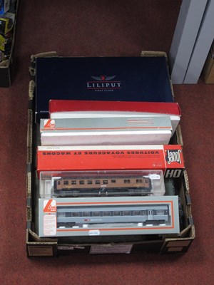 Lot 370 - Six 'HO' Gauge Boxed Continental Outline Items...