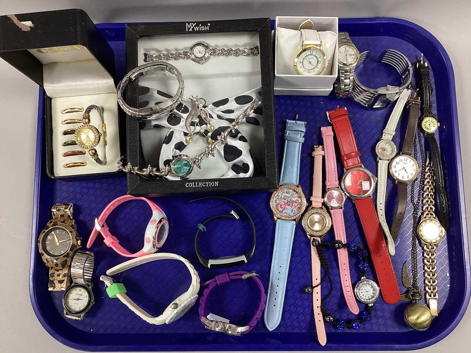 Lot 34 - Citizen Eco Drive WR100 Ladies Wristwatch,...