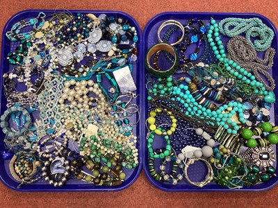 Lot 36 - A Mixed Lot of Assorted Costume Jewellery, in...