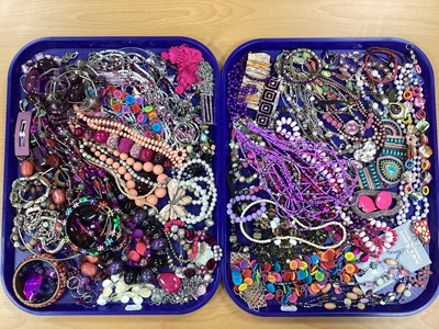 Lot 74 - A Mixed Lot of Assorted Costume Jewellery, in...