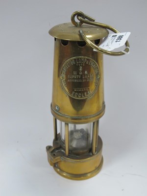 Lot 1388 - Eccles mining lamp Type 6 M & Q approx 25cm h.