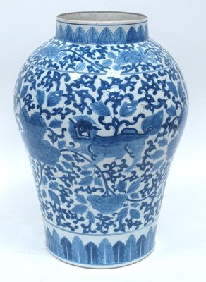 Lot 1142 - A XX Century Chinese Blue and White Porcelain...