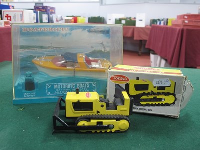 Lot 558 - A Motorific Boats battery operated automatic...