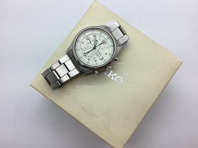 Lot 122 - Seiko; A Modern Chronograph Gent's Wristwatch,...