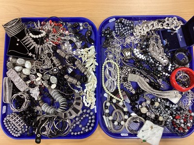 Lot 34 - An Assortment of Costume Jewellery, in hues of...