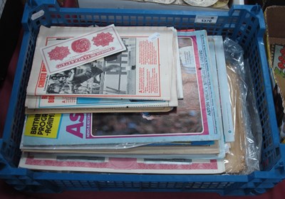 Lot 1370 - Football Programmes, Newspapers, Magazines...