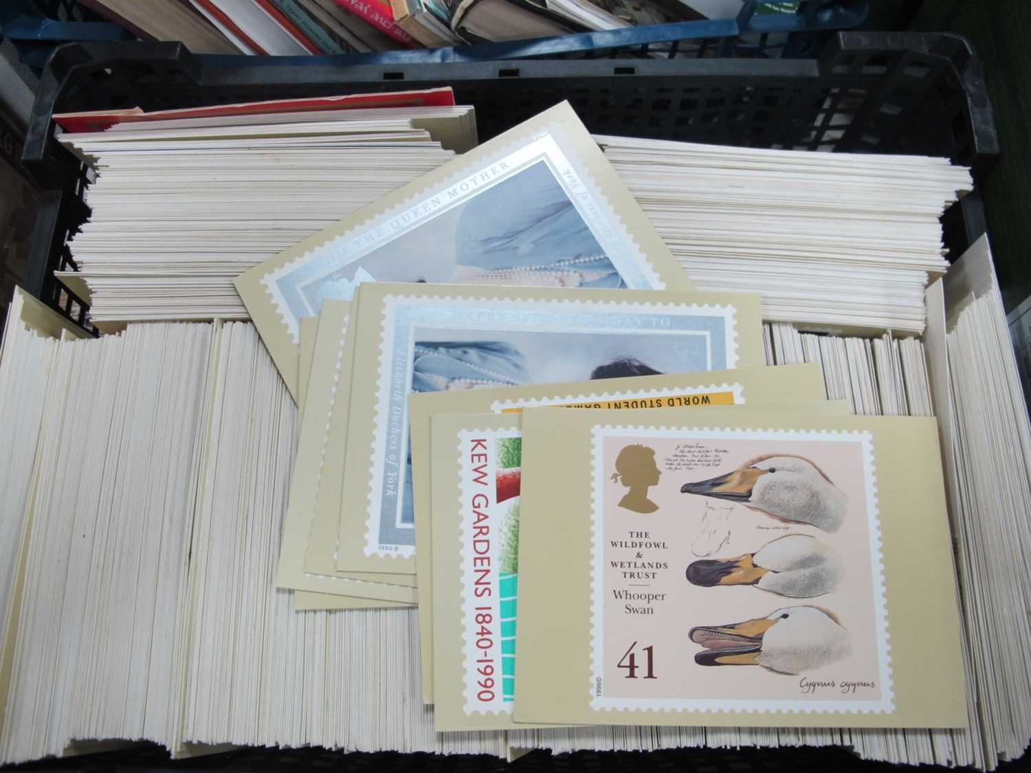 Lot 1094 - Stamps; Over 950 Loose Great Britain Post