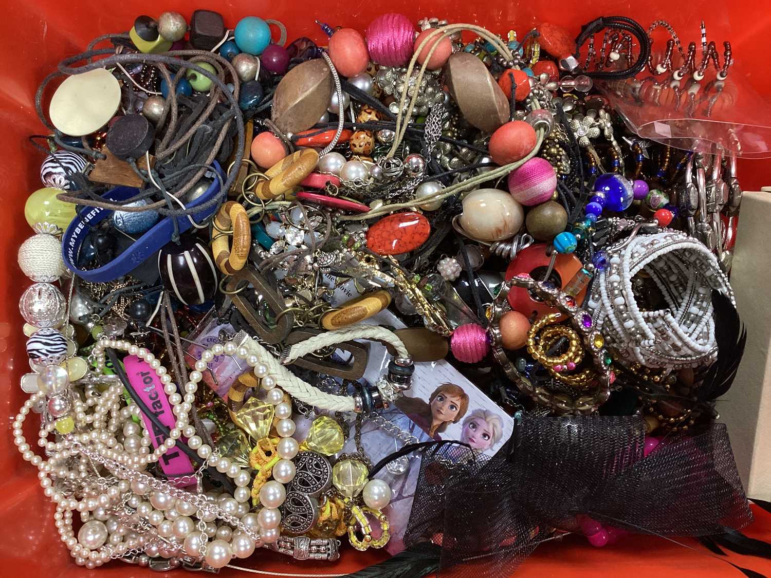 Lot 54 - A Mixed Lot of Assorted Costume Jewellery,...