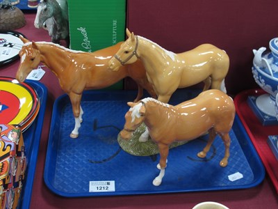 Lot 1212 - Beswick Bois Roussel Palomino Racehorse, 2nd...