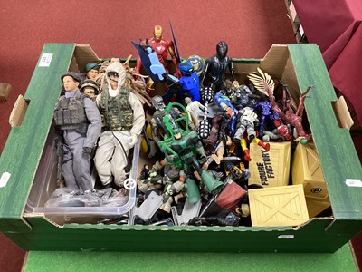 Lot 372 - A quantity of modern plastic action figures to...