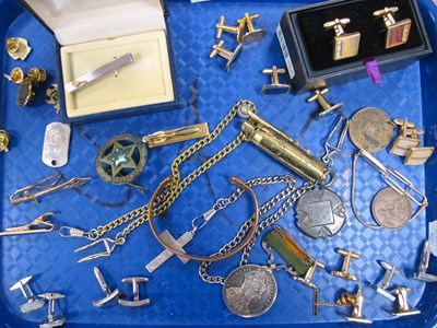 Lot 15 - An Assortment of Gents Accesories to include...