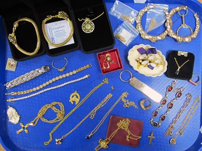 Lot 42 - A Collection of Gilt Coloured Jewellery, to...