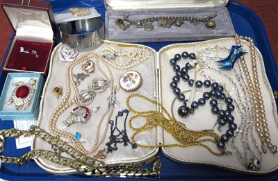 Lot 97 - Assorted Costume Jewellery, including pair of...