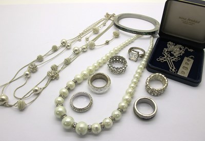 Lot 153 - Modern Costume Jewellery, including hallmarked...