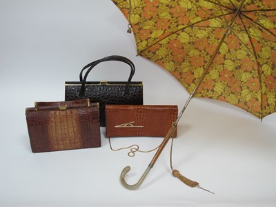 Lot 1378 - A Vintage Alligator Skin Classic Handbag, with...