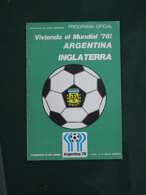 Lot 568 - 1977 Argentina v. England Football Programme,...