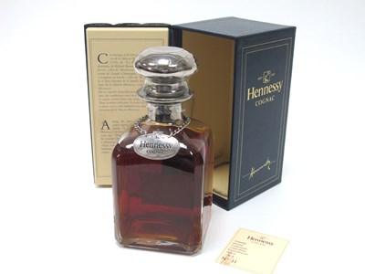 Lot 1426 - Cognac - Hennessy Cognac Library Decanter,...