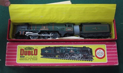 Lot 568 - A Hornby Dublo "OO" Gauge/4mm Ref No. 2235 Two...