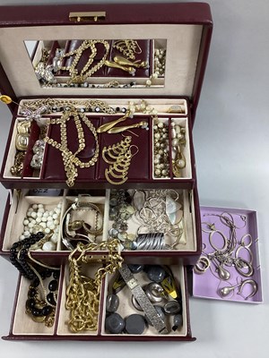 Lot 13 - A Collection of Jewellery Stamped "925", to...