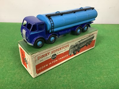 Lot 655 - Dinky Supertoys No. 504 Foden Fourteen Ton...