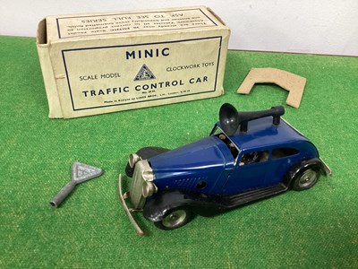 Lot 628 - A Post War Tinplate Minic No. 29m 'Traffic...