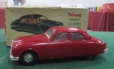 Lot 557 - An Original Tri-ang 1:20 Scale 2.4 Litre...