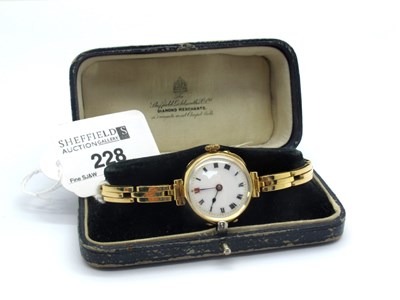 Lot 228 - A Vintage 18ct Gold Cased Ladies Wristwatch,...