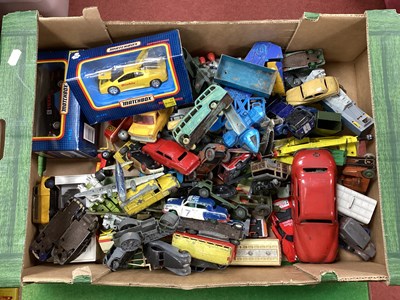 Lot 302 - A Quantity of Mid XX Century and Later Diecast...