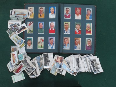 Lot 707 - Cigarette Cards - Wills, Gallaher's, Player's,...