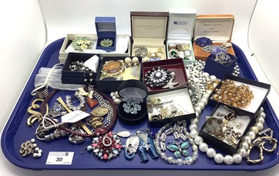 Lot 30 - A Mixed Lot of Assorted Costume Jewellery,...