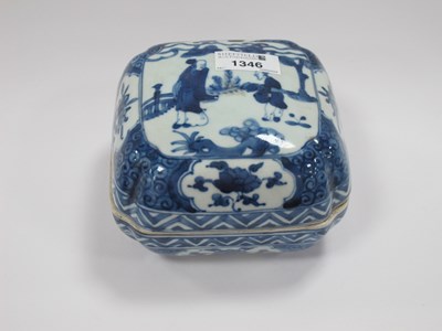 Lot 1346 - Oriental Blue White Box and cover, 13cm wide.