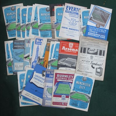 Lot 327 - Manchester City Programmes 1958-9, including v....
