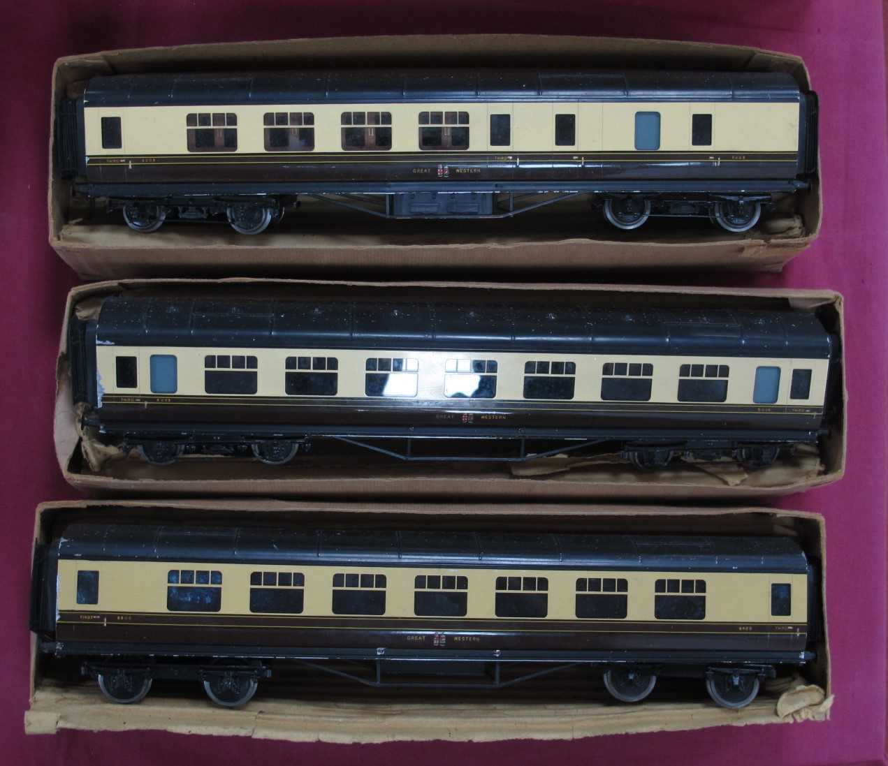 Lot 521 - Three 'O' Gauge/7mm Original Bassett-Lowke...