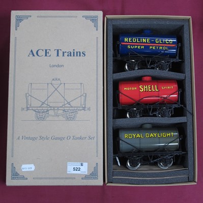 Lot 522 - An 'O' Gauge/7mm Ace Trains Set 5, three...