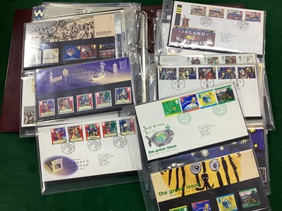 Lot 624 - A GB Collection of Covers and Presentation...