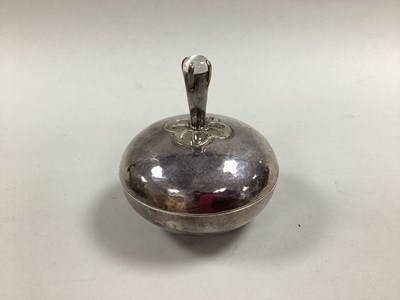 Lot 146 - An Arts & Crafts Style Hallmarked Silver...
