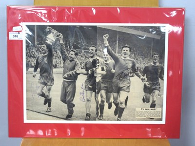Lot 316 - Ron Yeats, Peter Thompson Roger Hunt and Tommy...