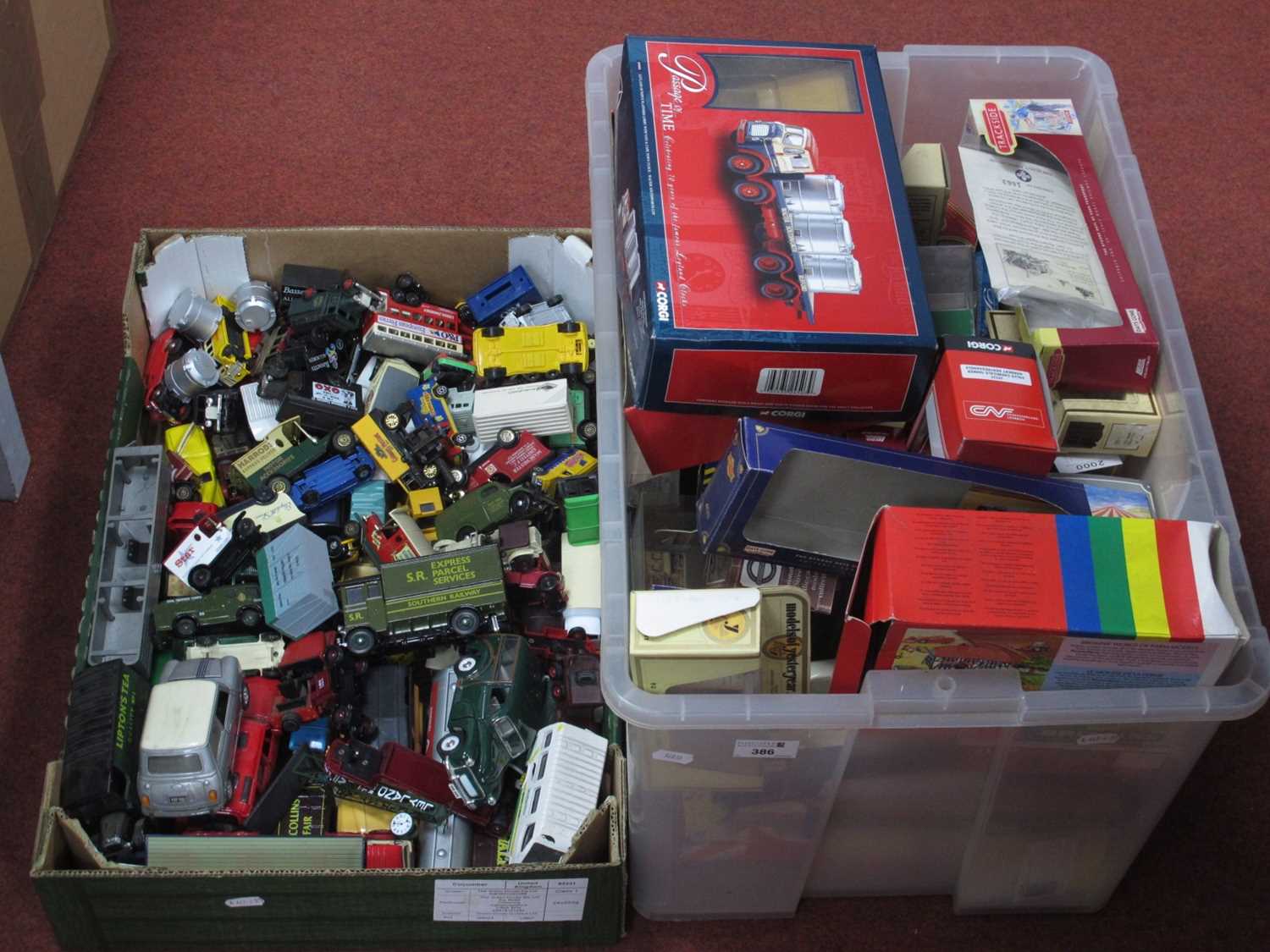 Lot 386 - A Quantity of Diecast Model Vehicles by Corgi,...