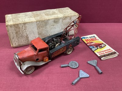 Lot 633 - A Pre-War Minic Clockwork Recovery Crane Lorry,...